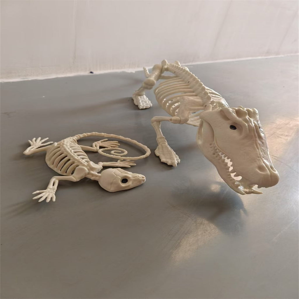 Halloween Alligator and Lizard Skeleton,Movable Mouth Joints Gothic Skeleton Animals Bones Sculptures,Halloween Scary Crocodile Skeleton Sculpture Decoration for Haunted Houses Indoor Outdoor